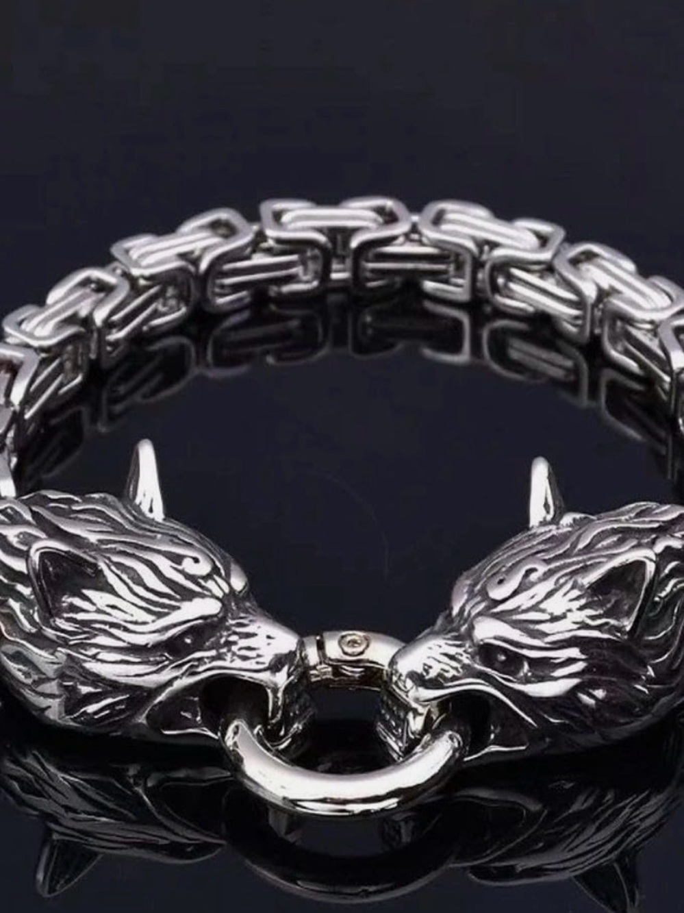 Stainless Steel Double Wolf Head Bracelet Nordic Celtic Wolf. NWT.
